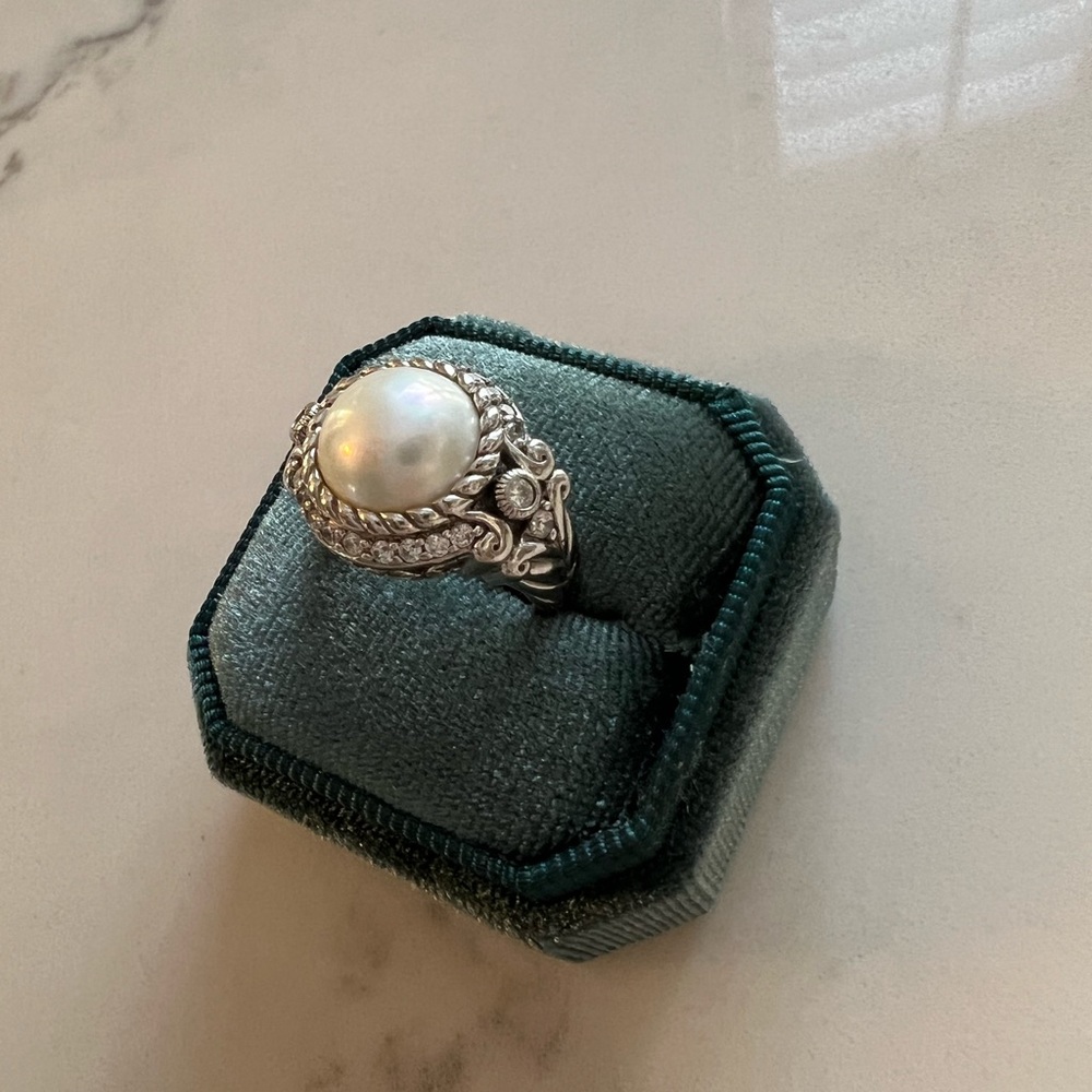 Judith Ripka pearl ring